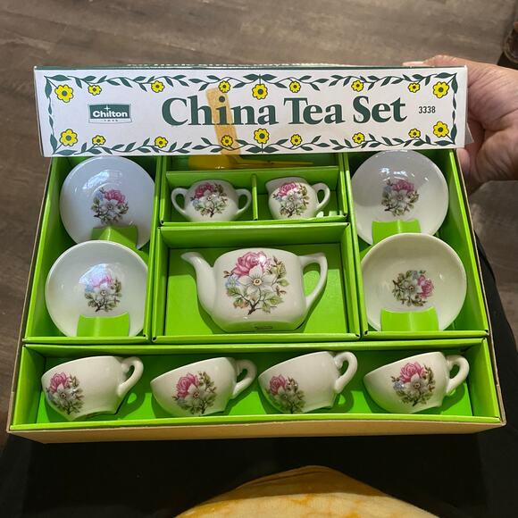 Chilton Toys China Tea Set 3338 Made in Japan NEW - Picture 3 of 5